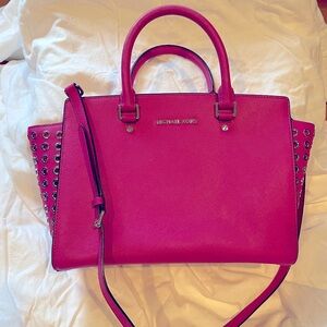 Michael Kors Selma grommet handbag